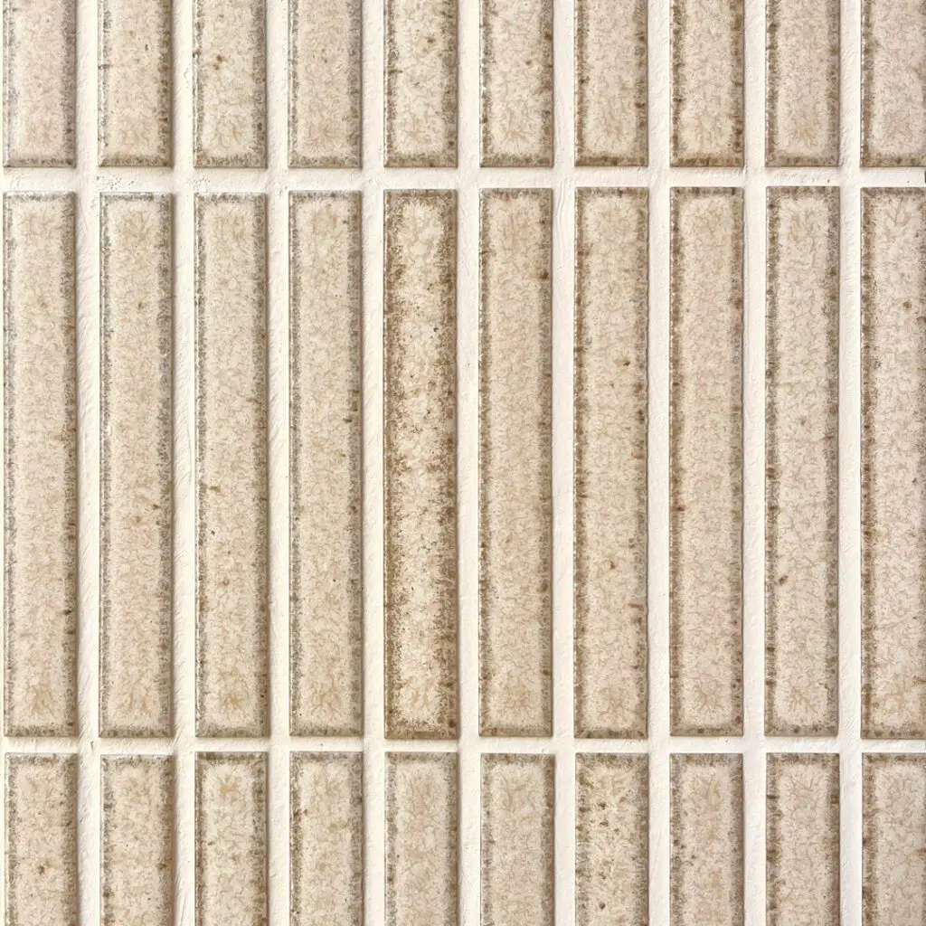 krämfärgad avlång japansk mosaik i keramik