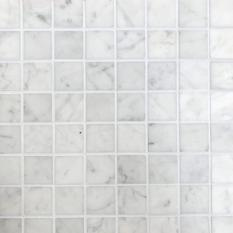 carrara marmor på golv