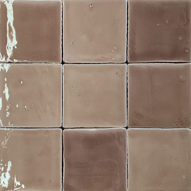 handgjort kakel i gammelrosa