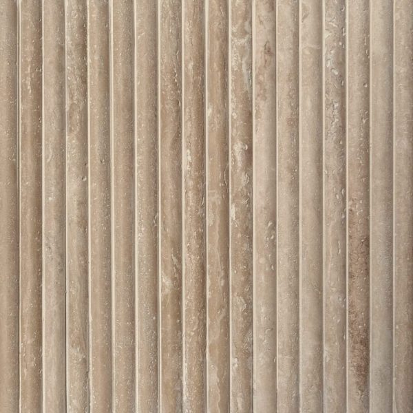 stavar av beige travertin