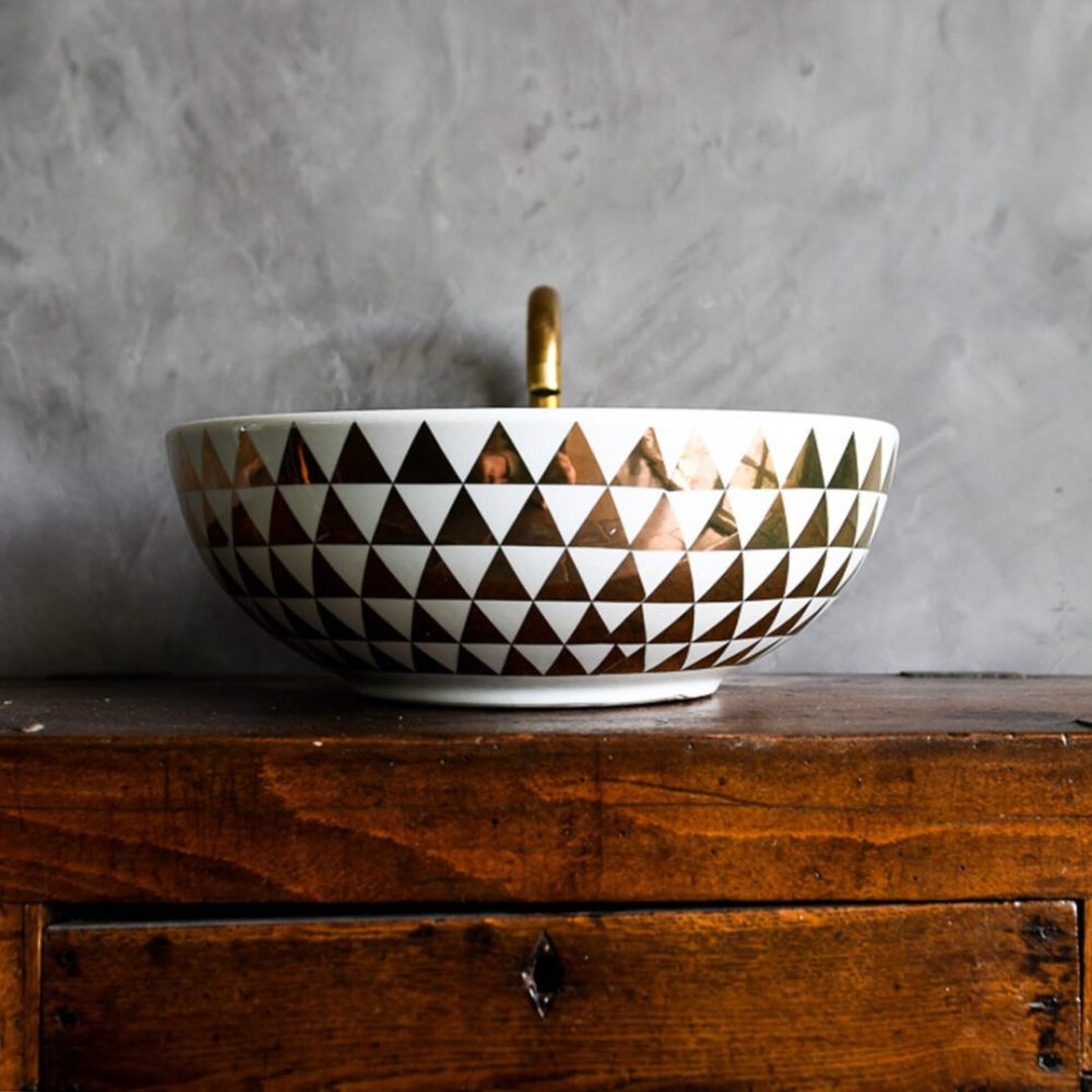 handfat-geometrisk-guld-stiltje