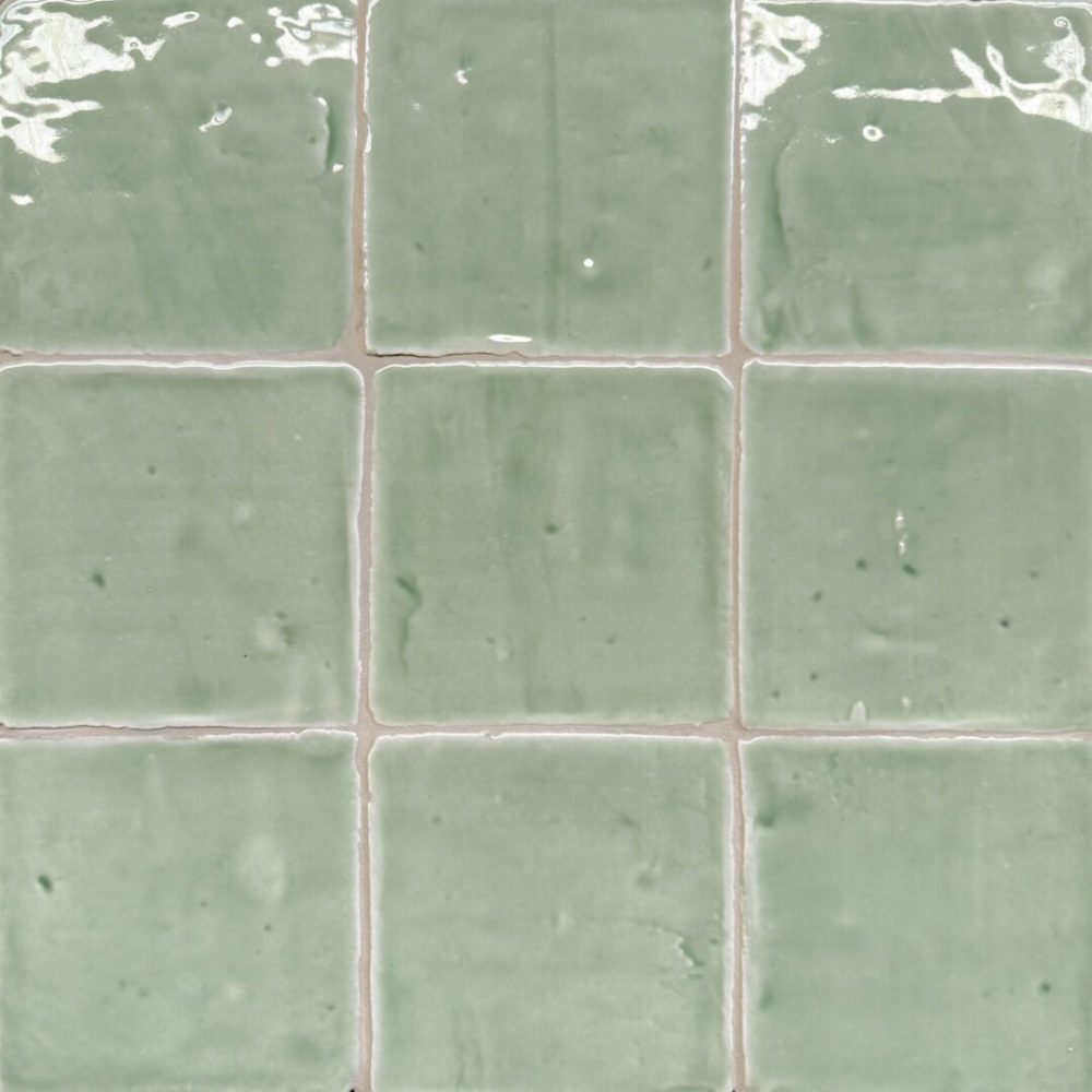 grönt kakel på vägg