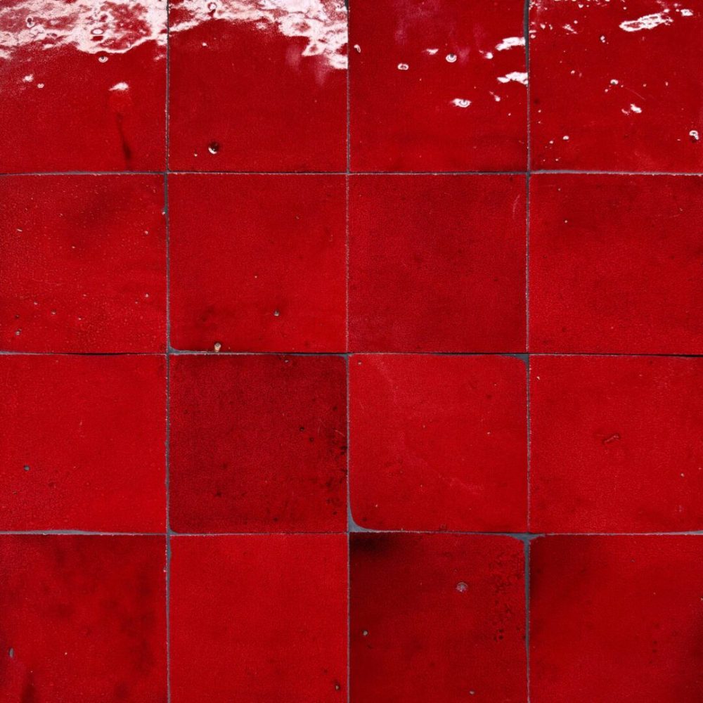 rött marockanskt zellige-kakel