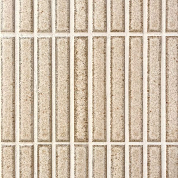 krämfärgad avlång japansk mosaik i keramik