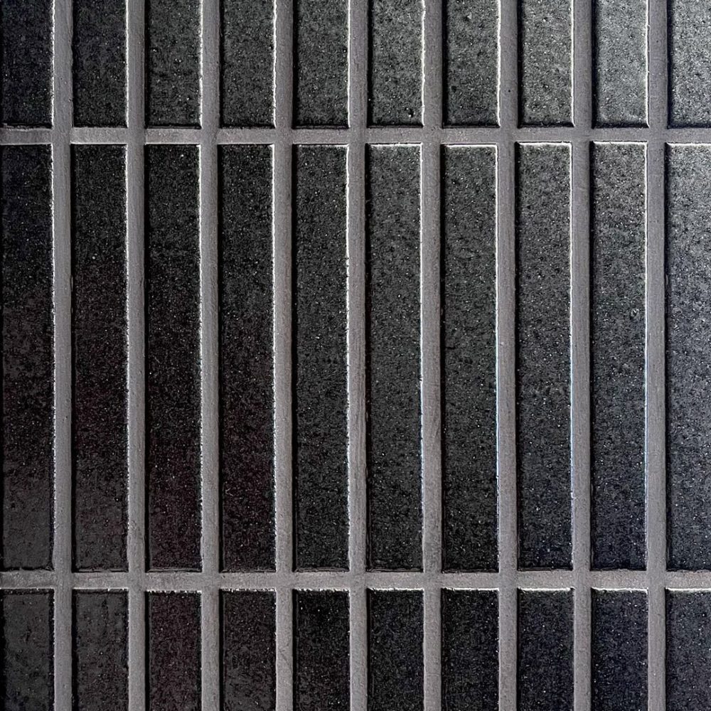 svart avlång japansk mosaik i keramik