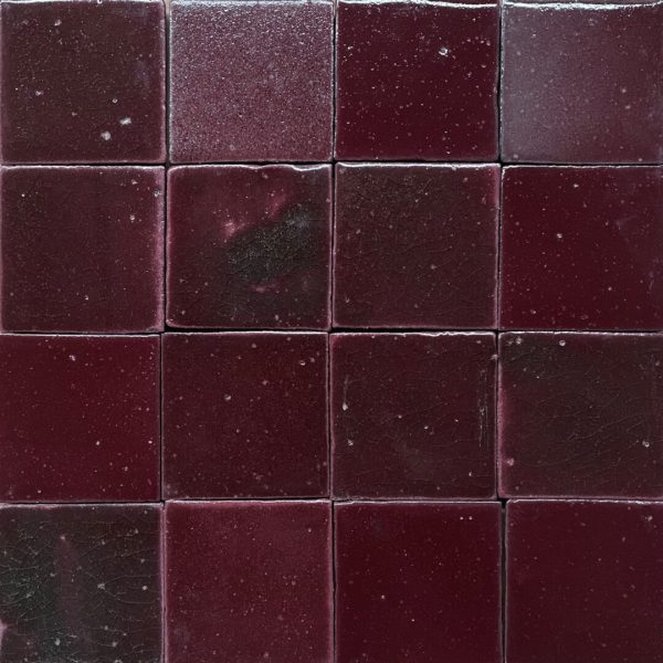 violett rakubränt kakel