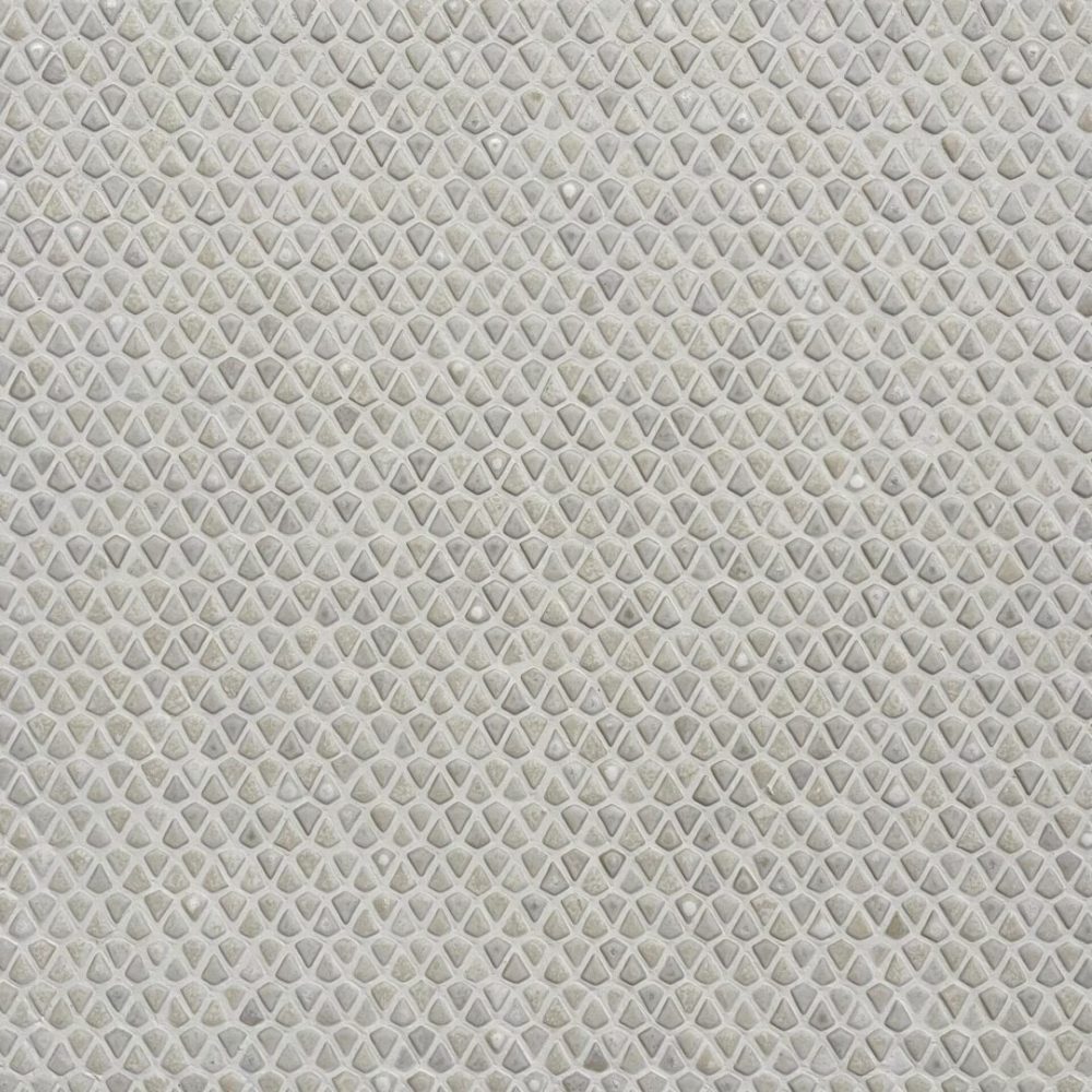 krämfärgad keramikmosaik