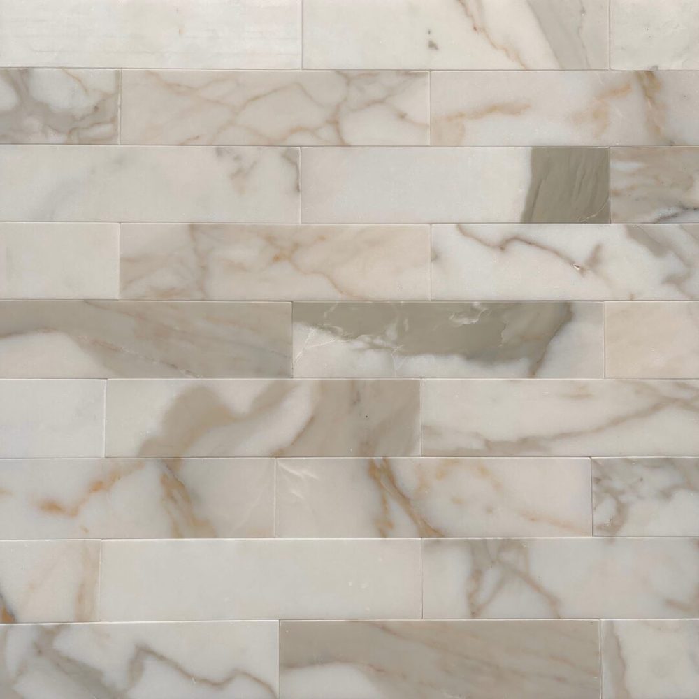 calacatta marmor på golv