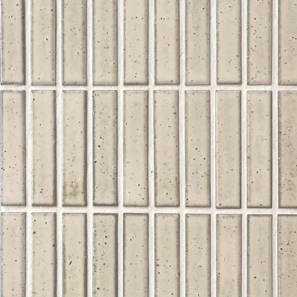 krämfärgad avlång japansk mosaik i keramik