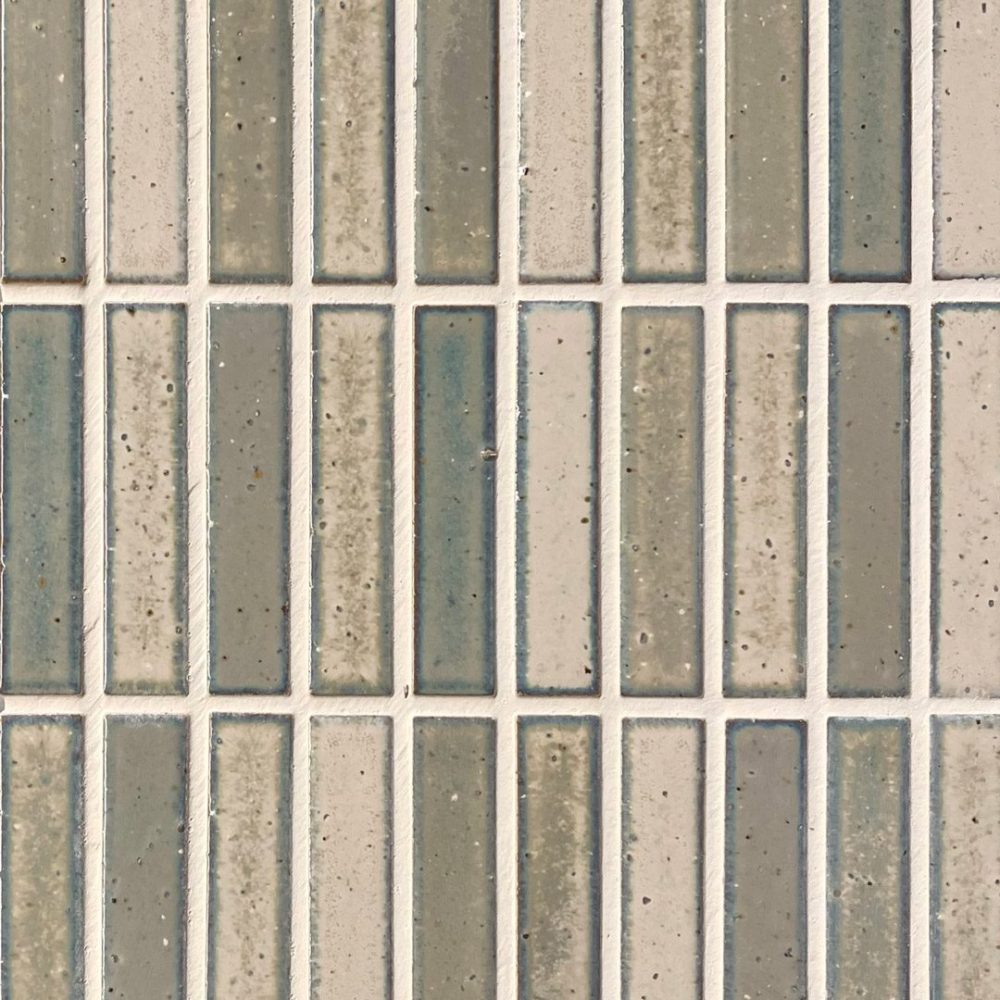 beige och turkos avlång japansk mosaik i keramik