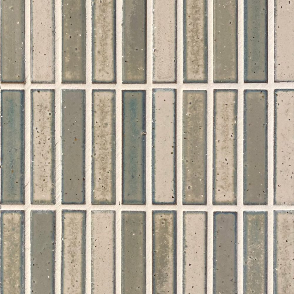 beige och turkos avlång japansk mosaik i keramik