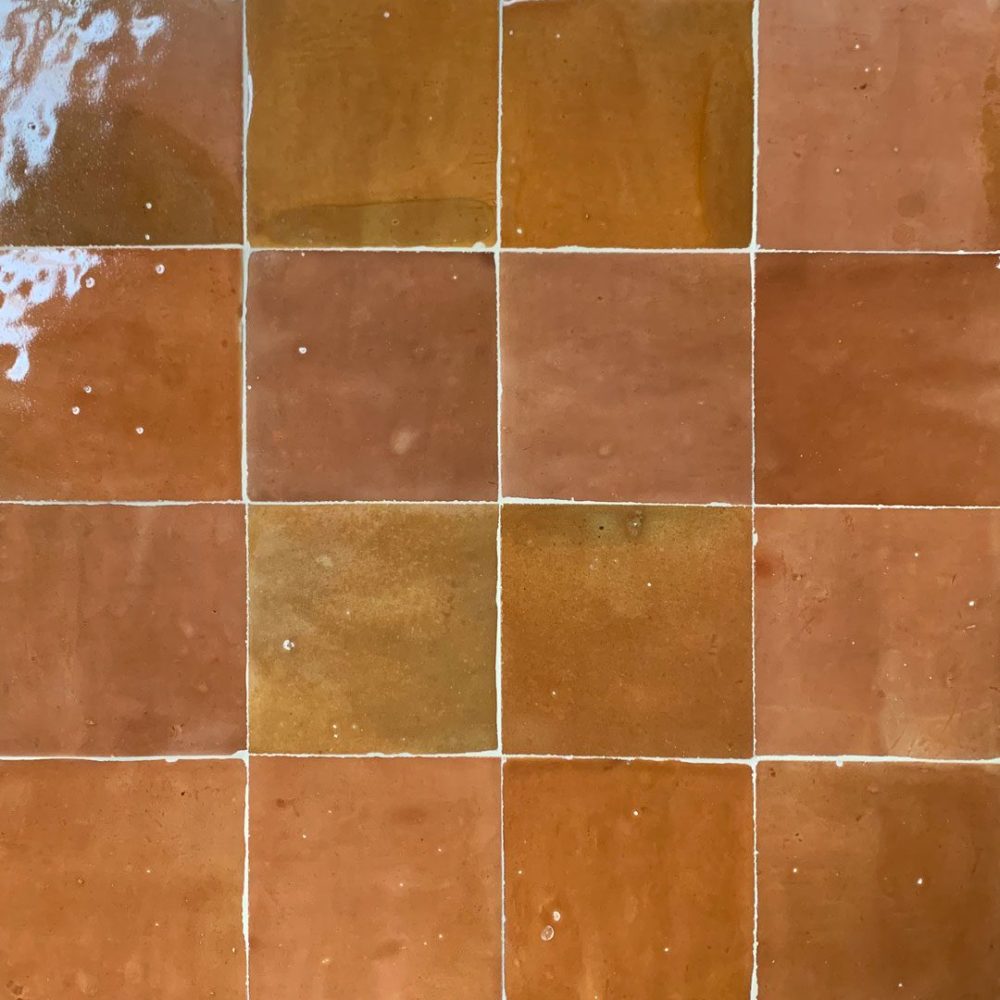 beige/brunt zellige kakel i 10x10 cm