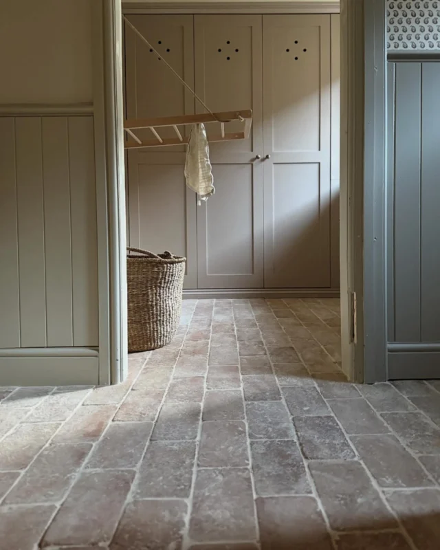 Beautiful from @nestandcovintage